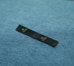 크기 맞춤 라벨에 사용자 정의 봉제