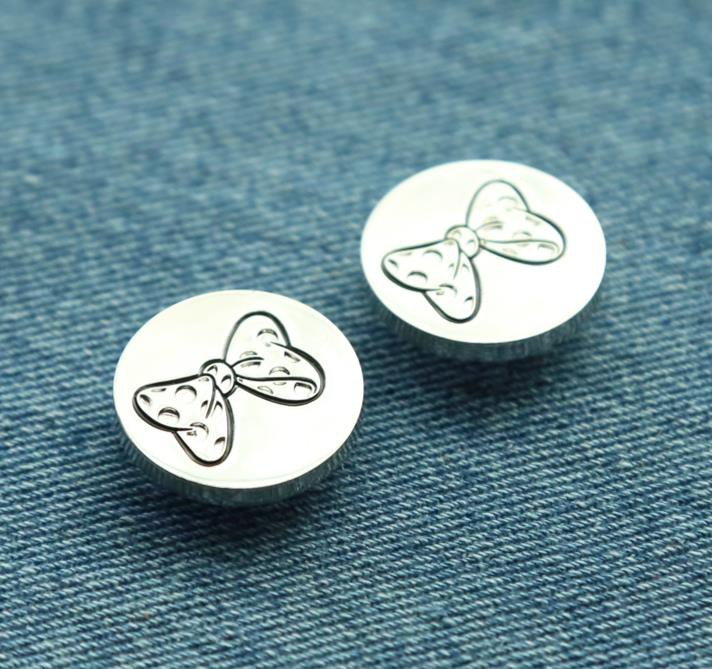 custom  rivets buttons